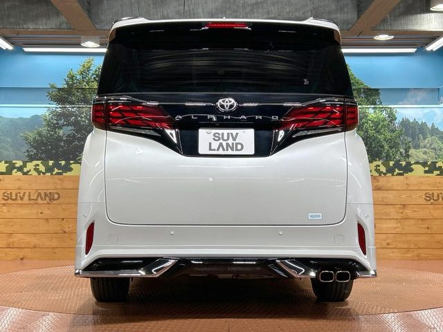 安心の最長10年・走行無制限保証(有償)をご用意。保証内容も充実はもちろん、無料点検&オイル交換や、年中無休の全国・24時間ロードサービスも付帯されておりますのでご安心下さい。