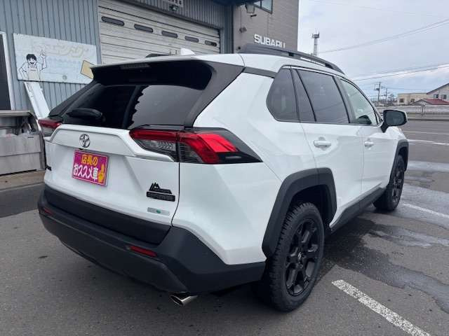 RAV42.0 アドベンチャー オフロードパッケージ 4WD