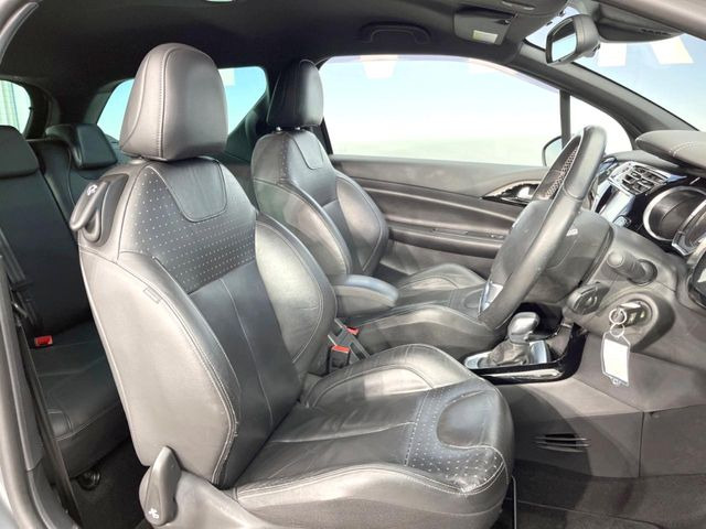 ���V�[�g�̎g�p��:�j��E�ւ�������Ȃ��A�����̒ʂ肫�ꂢ�ȏ�Ԃ��ێ����Ă���܂��B�܂��A�����N���[�j���O�E�R�[�e�B���O�����p�����������܂��B