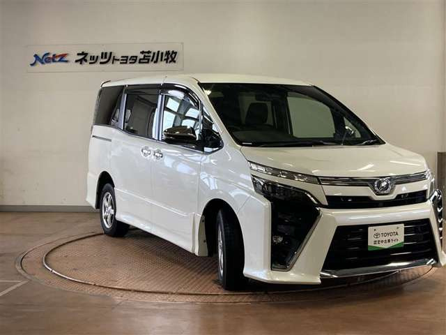 ヴォクシー2.0 ZS 煌II 4WD