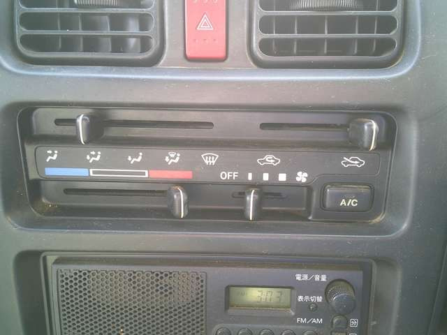 �V���v���ȃ��o�[���ő��쐫�̗ǂ��}�j���A���G�A�R��!�����ď�����K�Ƀh���C�u�ł��܂�!