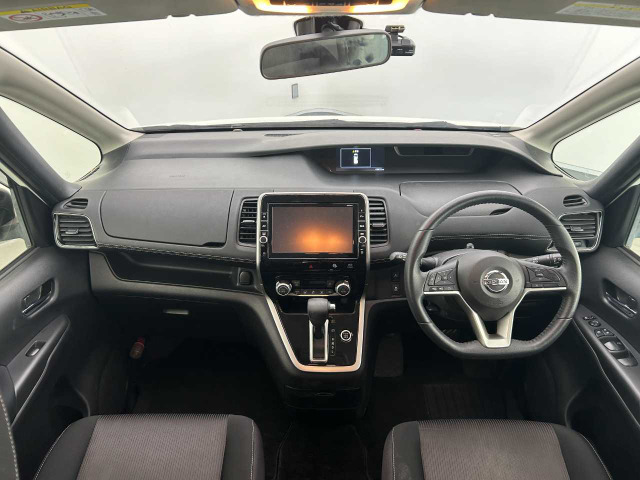 セレナ2.0 ハイウェイスター Vセレクション