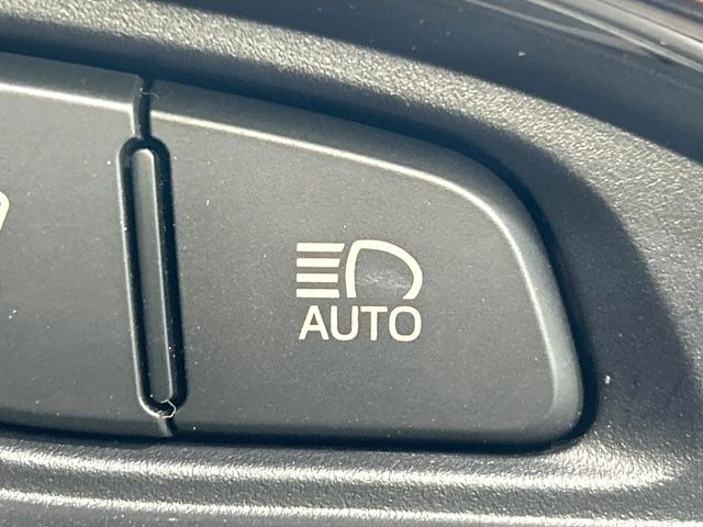 �y�I�[�g���C�g�z����̖��邳�ɉ����Ď����Ńw�b�h���C�g�̓_���E�������ł���@�\�ł�!���C�g�̕t���Y��E�����Y��Ȃǂ������Ȃ�A�J�̓���[���̑��s�����S!�g���l���ʉߎ����֗��ł��ˁ�