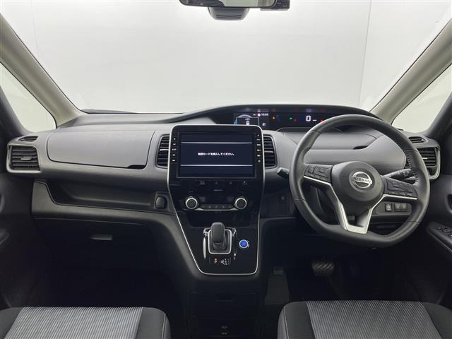 セレナ1.2 e-POWER ハイウェイスター