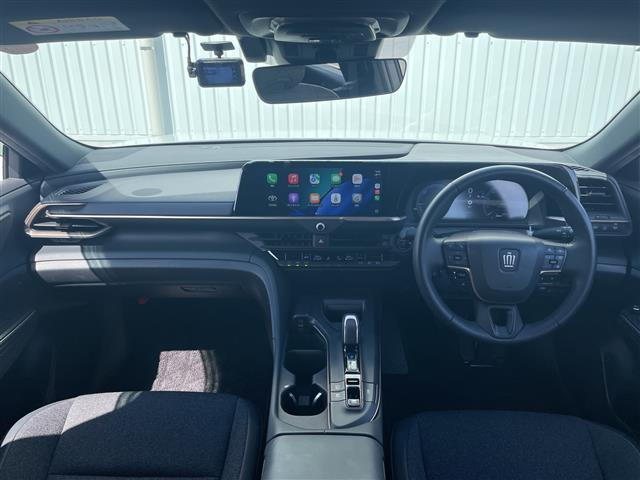 クラウンクロスオーバー2.5 G E-Four 4WD