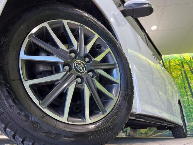 �y����16�C���`�A���~�z�C�[���z�O�ςɃ}�b�`���������A���~�z�C�[���𑕒����Ă���܂��B�e��ЊO�A���~�z�C�[����A�X�^�b�h���X�^�C�����戵�����Ă���܂��B���񂲑��k����������