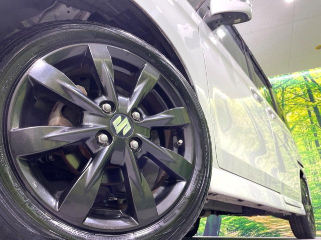 �y����15�C���`�A���~�z�C�[���z�O�ςɃ}�b�`���������A���~�z�C�[���𑕒����Ă���܂��B�e��ЊO�A���~�z�C�[����A�X�^�b�h���X�^�C�����戵�����Ă���܂��B���񂲑��k����������