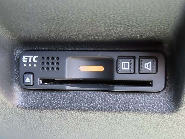 フィットシャトルハイブリッド