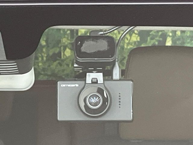 �y�h���C�u���R�[�_�[�z�h���C�u���R�[�_�[����!���s���͂������A������^�]�⎖�̂ɑ��������ہA�f���ŋL�^���A����̃��X�N�ɔ����܂��B���L�^�pSD�J�[�h�͂��q�l�����g�ł��������������K�v������܂��B