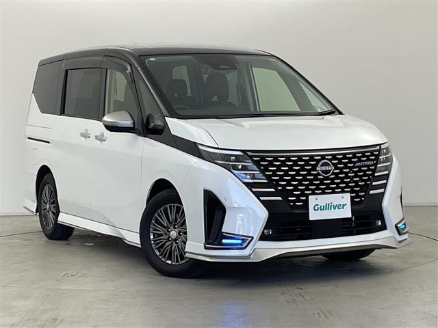 セレナ1.4 e-POWER AUTECH