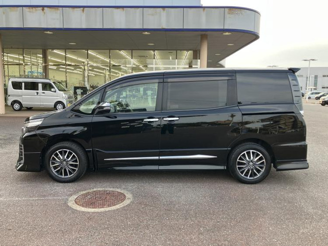 ヴォクシー2.0 ZS 煌II