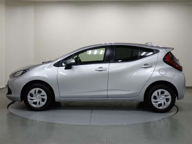 アクア1.5 X E-Four 4WD