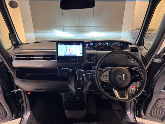 N-BOXカスタムL スタイルプラス ブラック