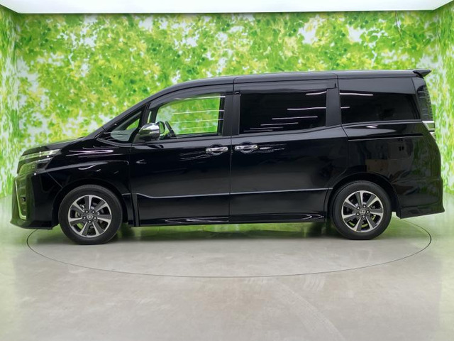 ヴォクシー2.0 ZS 煌III