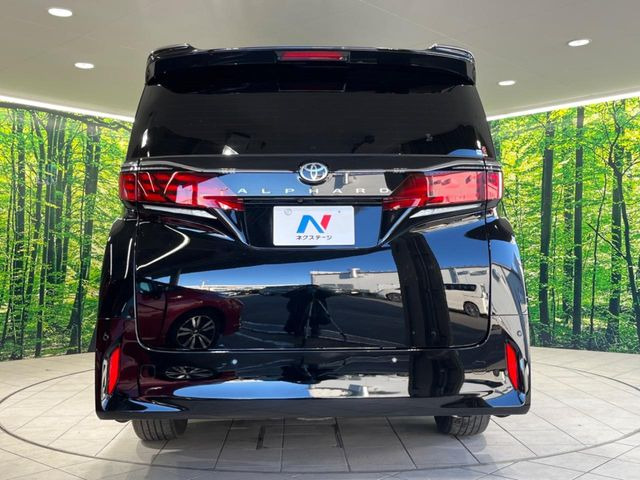 安心の最長10年・走行無制限保証(有償)をご用意。保証内容も充実はもちろん、無料点検&オイル交換や、年中無休の全国・24時間ロードサービスも付帯されておりますのでご安心下さい。