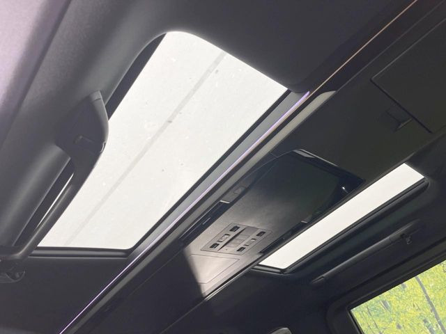 �y���E�Ɨ����[�����[�t�z2��ڍ��E�Ȃɂ��ꂼ��z�u���ꂽ�K���X���[�t!�������ɍ��킹�ĕБ������V�F�[�h��߂邱�Ƃ��\�ł�!