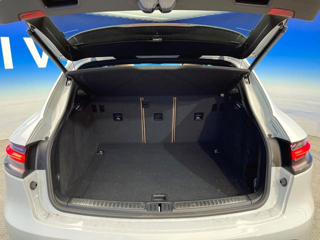 ���g�����N���[��:����L������e�X�y�[�X!���ꂾ���̍L��������΂��������⃌�W���[�Ȃǂɂ��œK�ł�!�g�p�������Ȃ����ꂢ�ȏ�Ԃ��ێ����Ă���܂��B