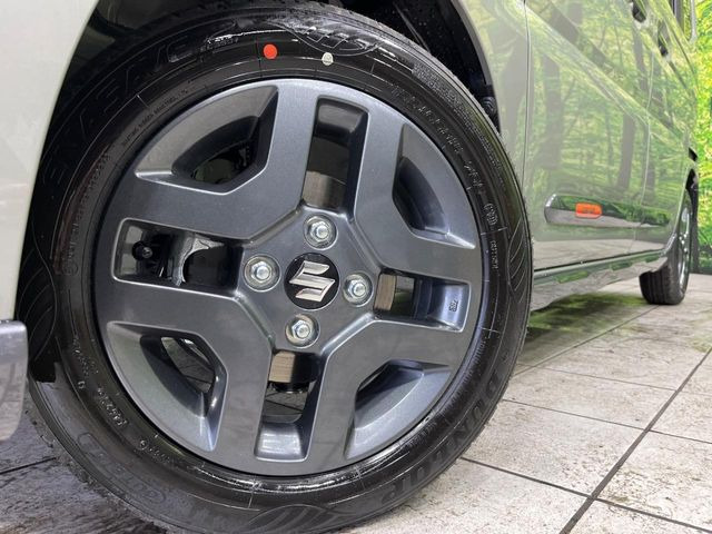 �y����14�C���`�A���~�z�C�[���z�O�ςɃ}�b�`���������A���~�z�C�[���𑕒����Ă���܂��B�e��ЊO�A���~�z�C�[����A�X�^�b�h���X�^�C�����戵�����Ă���܂��B���񂲑��k����������