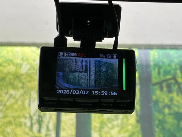 �y�h���C�u���R�[�_�[�z���S�E���S�ȃJ�[���C�t�ɕK�{�̃h���C�u���R�[�_�[�𑕔�!���s���͂������A������^�]�⎖�̂ɑ��������ۂ̏󋵂��f���ŋL�^���A����̃��X�N�ɔ����܂��B