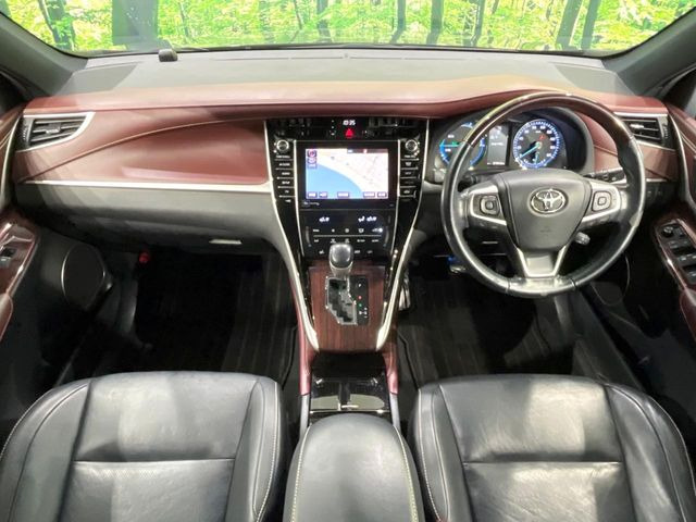 ハリアー2.5 ハイブリッド E-Four プレミアム アドバンスドパッケージ 4WD