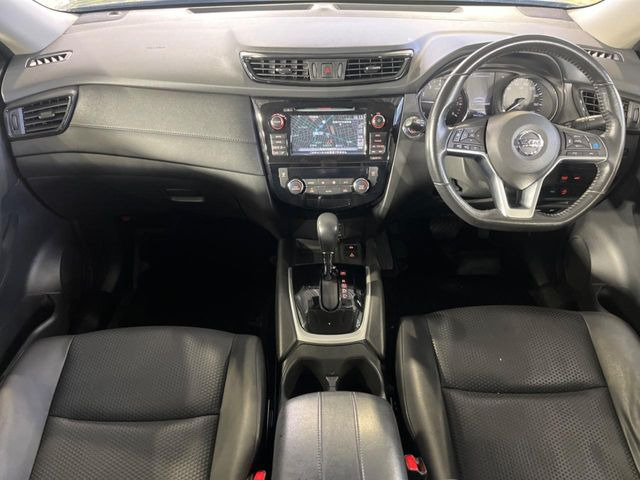 エクストレイル2.0 20Xi