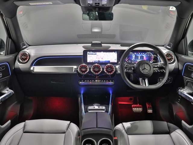 GLBGLB200d 4マチック AMGラインパッケージ 4WD