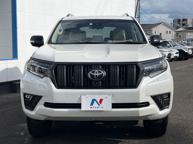 ���Ђł́A�S�ԁw�C�����Ȃ��x�̂��Ԃ̂ݎ�舵���Ă���܂��B��C�o�C���[�ɂ�錵�I�����d����̌�A���Ɍ�̎ԗ��`�F�b�N���s���A�l�N�X�e�[�W���F�肵�����i���Ȓ��ÎԂ����񋟂��Ă���܂��B