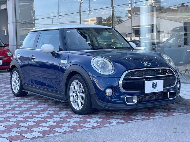 �����X�ł͑�O�ҋ@�ւɂ��ԗ��i���Ӓ�𓱓����A�C�����Ԃ�r���B�Ӓ菑�����s����܂��̂ŁA�ς��ƌ��������ł͕�����Ȃ��ӏ��܂Ŕ[��������ł��������������܂��B���ꕔ�����{�̏ꍇ���������܂��B