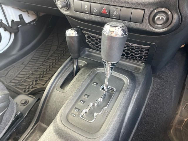 ��MT���[�h�t��AT:�ʏ�͎����ł����Ȃ���ϑ�(�M�A�`�F���W)���h���C�o�[�̑���ɂ���ĈӐ}�I�ɕς�����V�X�e���ł��B����w���i�̃h���C�u�����y���݂��������܂�!