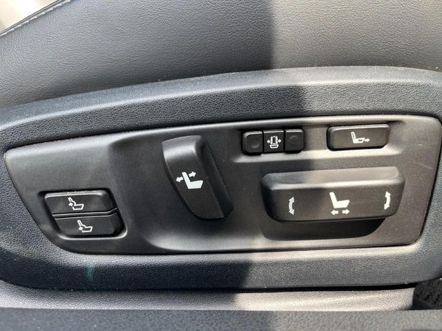 �y�^�]��16WAY�p���[�V�[�g�z���N���C�j���O����V�[�g���t�^�[�܂ŁA�X�C�b�`��ŊȒP�ɃV�[�g�̔��������\!�����ɍœK�ȃV�[�g�|�W�V�����ɃZ�b�g���āA���K�ȃh���C�u�����y���݂��������B