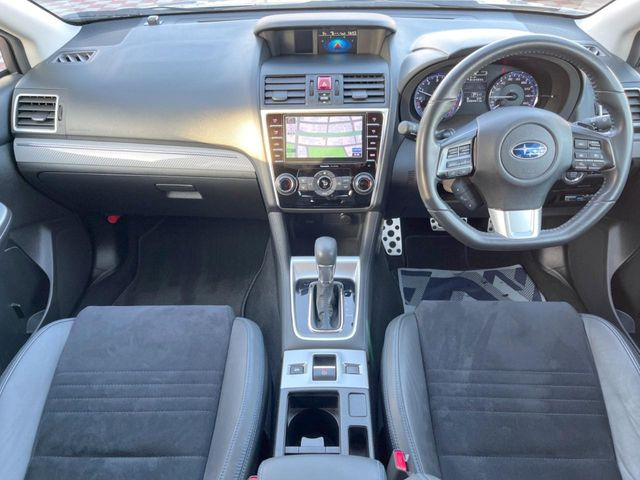 レヴォーグ2.0 GT アイサイト 4WD