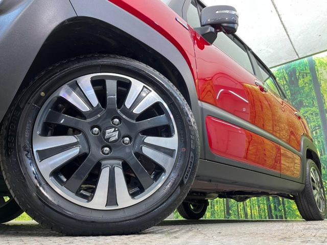 �y�O���[�h��p����16�C���`�A���~�z�C�[���z�f�U�C�����̍��������A���~�z�C�[���𑕒����Ă���܂��B�e��ЊO�A���~�z�C�[����A�X�^�b�h���X�^�C�����戵�����Ă���܂��B���񂲑��k����������