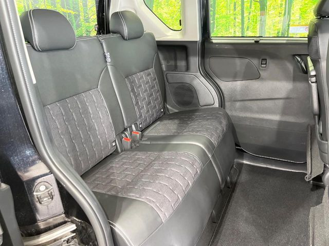 �y�n�[�t���U�[�V�[�g�z�������ƍ���S�n�𗼗������l�C�̃V�[�g���w�ʁE���ʂ̃t�@�u���b�N�f�ނ́A�ʋC���̗ǂ��⊊��ɂ����ɗD��Ă��܂��B�C���╞���ɍ��E���ꂸ���K�ɂ���肢�������܂��B