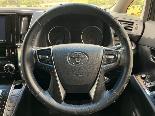 �y�����v�����X�e�A�����O�z�㎿�Ȋv���g�p���邱�ƂŁA��ɂ����������݂ƂĂ��^�]���₷���n���h���ł���