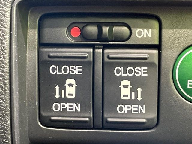 オデッセイ2.4 アブソルート EX