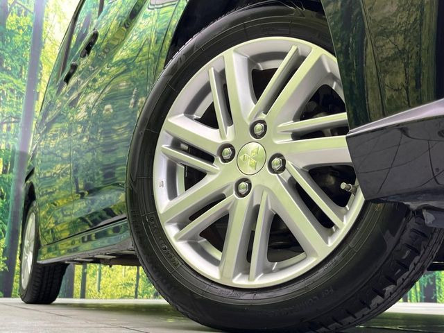 �y����15�C���`�A���~�z�C�[���z�O�ςɃ}�b�`���������A���~�z�C�[���𑕒����Ă���܂��B�e��ЊO�A���~�z�C�[����A�X�^�b�h���X�^�C�����戵�����Ă���܂��B���񂲑��k����������