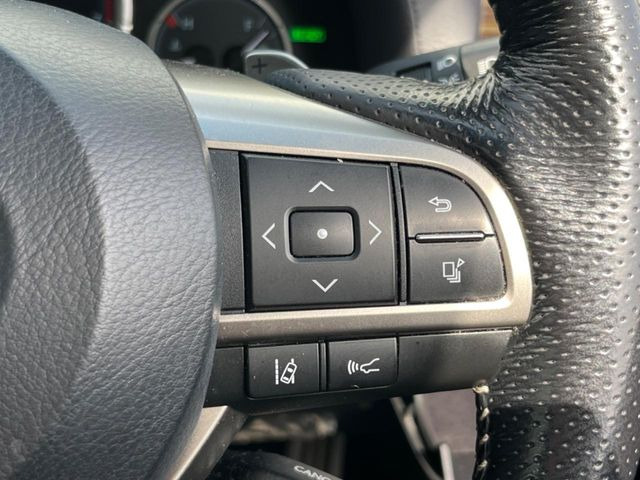 �y�Z�[�t�e�B�V�X�e���v���X�z���s���ɑO���̎ԗ�����F�����A�Փ˂������Ȏ��͌x��ƃu���[�L�ŏՓˉ���Ɣ�Q�y�����A�V�X�g�B�����S�Ƀh���C�u�����y���݂��������܂��B