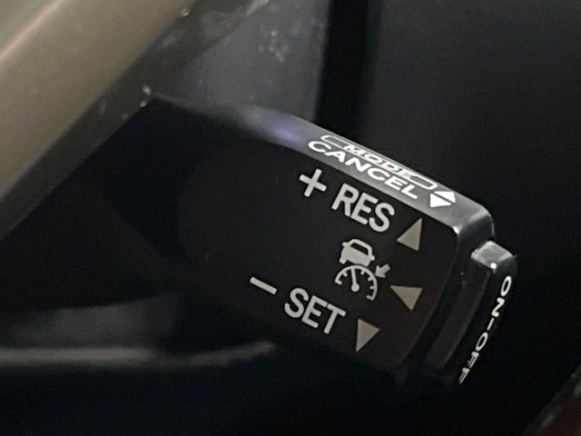 �y���[�_�[�N���[�Y�R���g���[���z�������H�ł̒��������s���y��!!�����ő��x��ۂN���[�Y�R���g���[�����A�Փˌy���V�X�e���ƘA�g���A�O���̎ԗ������m���ĎԊԂ�ۂ悤�ɑ��x���߂��Ă���܂�!!