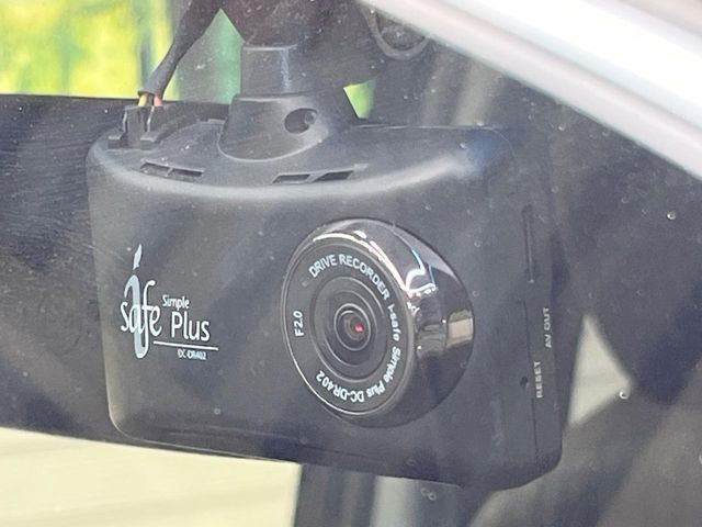 �y�h���C�u���R�[�_�[�z�h���C�u���R�[�_�[����!���s���͂������A������^�]�⎖�̂ɑ��������ہA�f���ŋL�^���A����̃��X�N�ɔ����܂��B���L�^�pSD�J�[�h�͂��q�l�����g�ł��������������K�v������܂��B