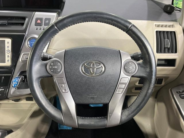 【ステアリングスイッチ】運転中、前方から目線をそらすことなく、オーディオ等の操作が可能な便利機能!安心&快適なドライブを演出してくれます♪