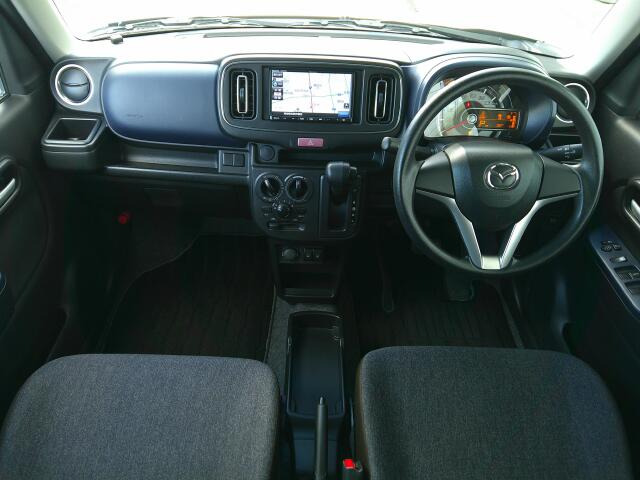 ���O���̐��|�E�K���X�n�{�f�B�R�[�e�B���O��CAR�N���[�j���O���Ǝ҂��{�H�������܂��̂ő�ϐ����B�I���b�N�X�����Ԃł݂͂Ȃ��܂ɉ��K�ȃh���C�u�����񑩁B