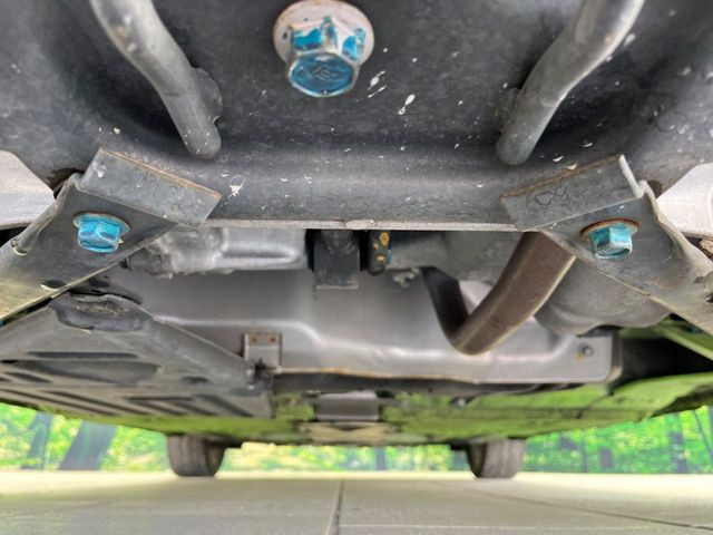 下回りがきれいなうちに、防錆加工の施工がオススメ。降雪地域はもちろん、沿岸部にお住いの方や、趣味でマリン・ウィンタースポーツをされる方にご好評いただいております。