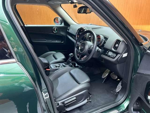 ミニクロスオーバーノーフォーク エディション 4WD