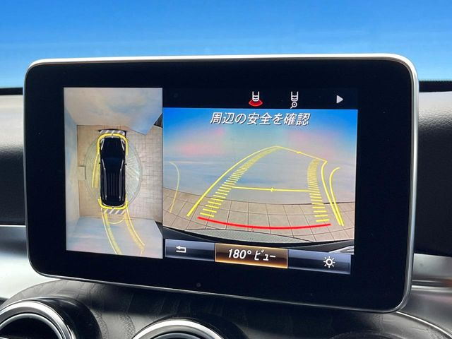 ���p�m���~�b�N�r���[���j�^�[:��p�̃J�����ɂ��A�ォ�猩���낵���悤�Ȏ��_��360�x�N���}�̎��͂��m�F���邱�Ƃ��ł��܂������p�������m�F���₷���A�����ꏊ�ł̐؂�Ԃ��⒓�Ԃ��X���[�Y�ɍs���܂��B