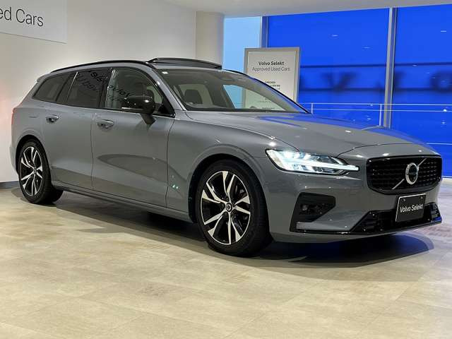 V60アルティメット B4 ダーク エディション