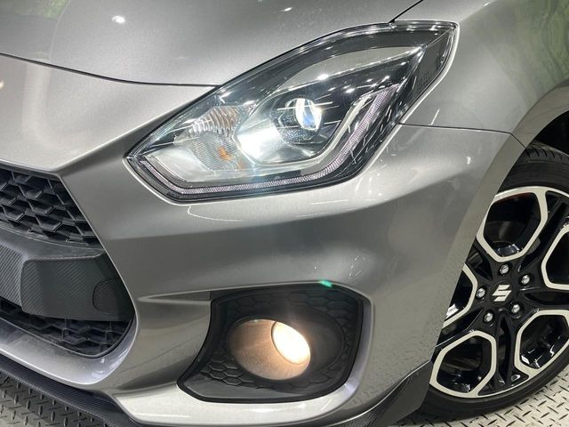 �yLED�w�b�h���C�g�z���V����ԑ��s�����ǍD�Ȏ��E���m�ۂ����S���ĉ^�]�ł��鍂�P�xLED�w�b�h���C�g�𑕔�!�_�����x�������A����d�͂��}�����Ă��܂��B