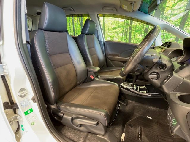 �^�]�ȃV�[�g���͎g�p�������Ȃ��A�ǍD�ȏ�ԂƂȂ��Ă��܂��B���J�Ɏg���Ă������Ƃ��悭�킩��܂��ˁB