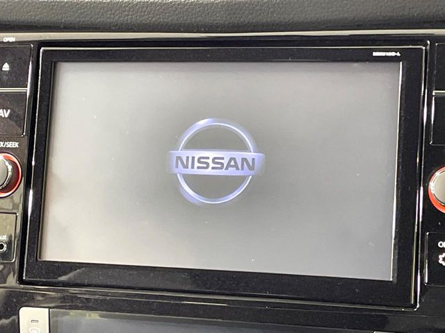 �y����9�^�i�r�z�l�C�̏����i�r�𑕔��B�I�[�f�B�I�@�\���[�����Ă���ABluetooth�ڑ�����΂������̃X�}�z��MP3�v���C���[�̉��y���Đ��\!�����̉^�]������Ɋy�����Ȃ�܂�!!