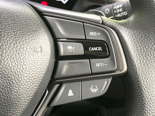 �y�A�_�v�e�B�u�N���[�Y�R���g���[���z�������H�ł̒��������s���y��!!�����ő��x��ۂN���[�Y�R���g���[�����A�Փˌy���V�X�e���ƘA�g���A�O���̎ԗ������m���ĎԊԂ�ۂ悤�ɑ��x���߂��Ă���܂�!!