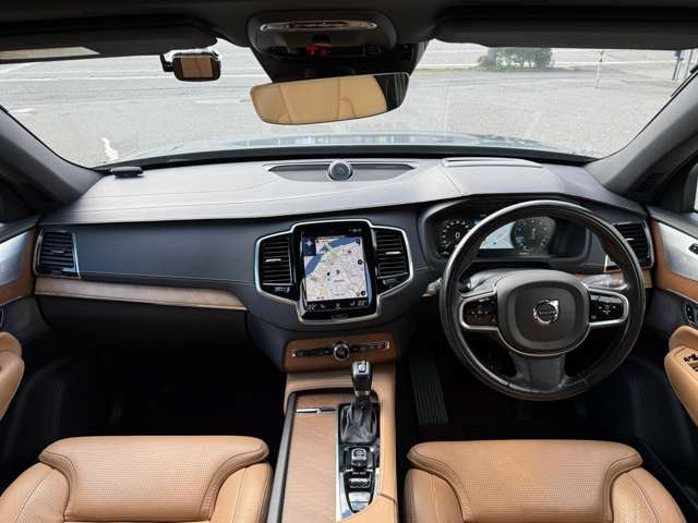 XC90T6 AWD インスクリプション 4WD